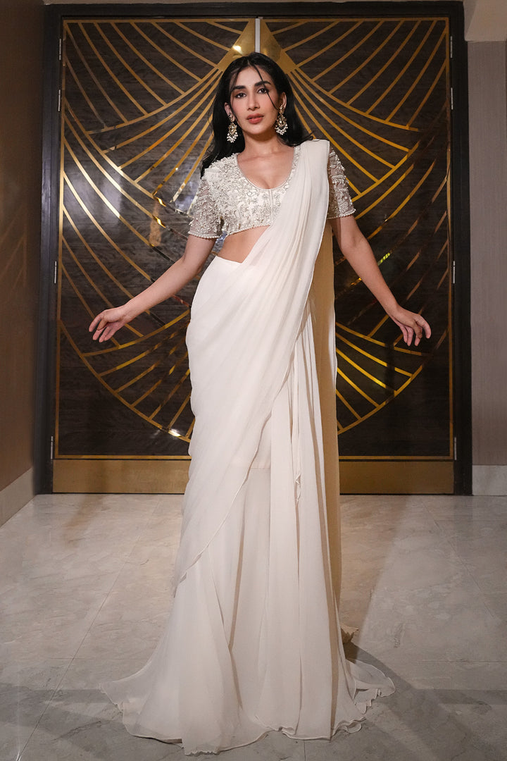 Parul Gulati in Naqaa Saree Set