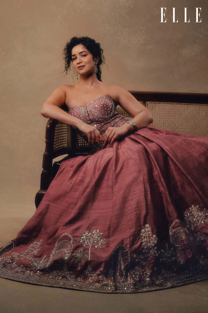 Sara Tendulkar in Devotion Lehenga Set