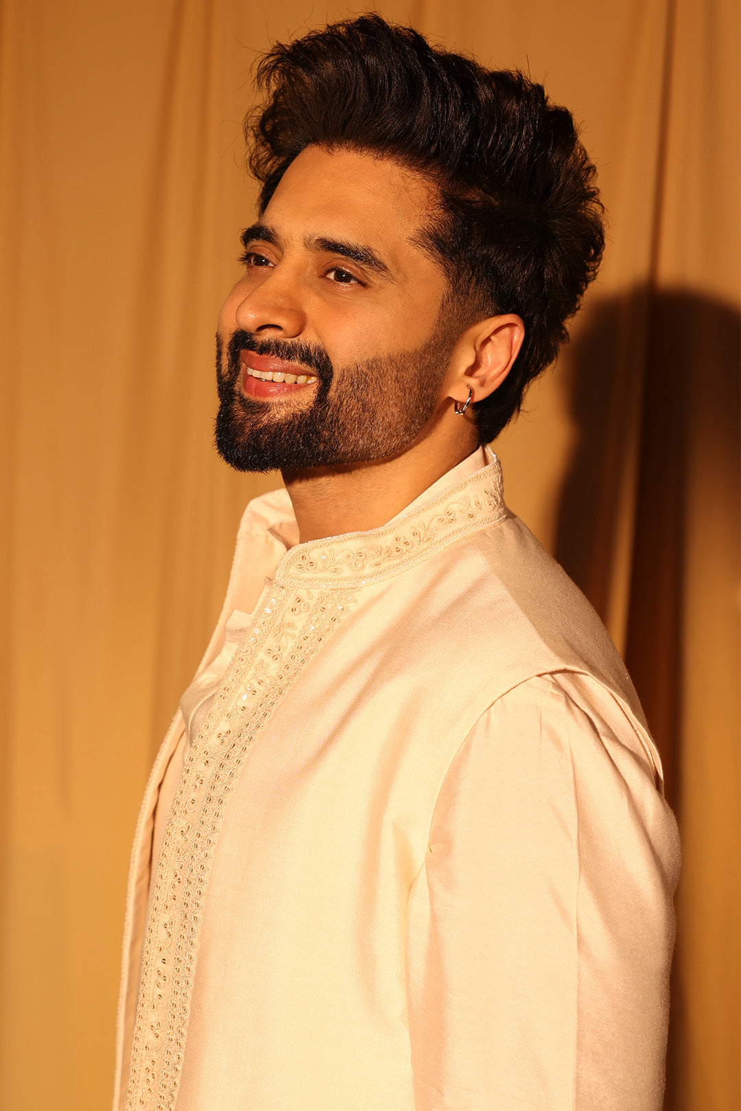 Jackky Bhagnani in Mehez Kurta Bandi Set