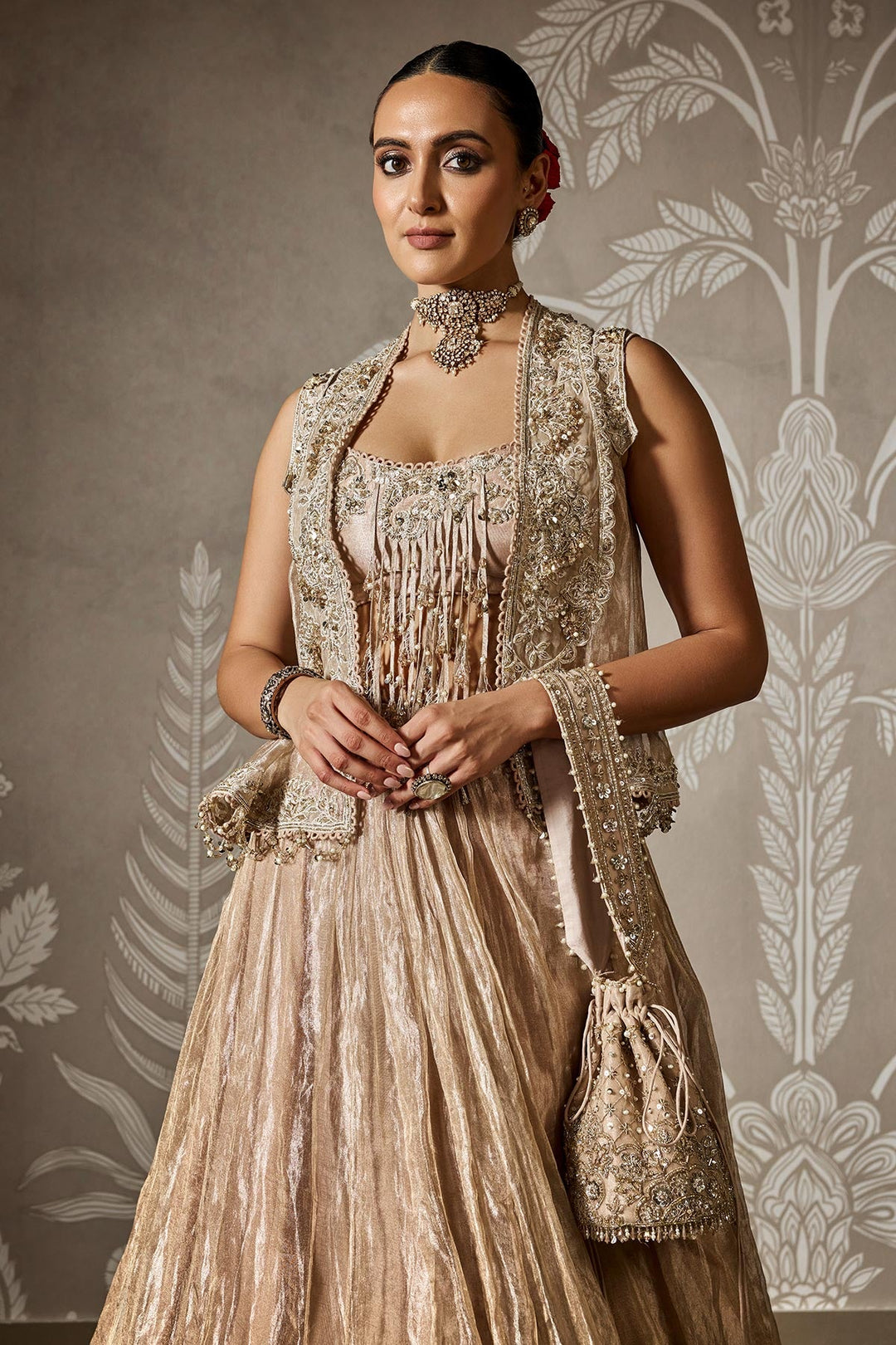 Arushi'S Mehra In Sunehri Lehenga Set-RTS