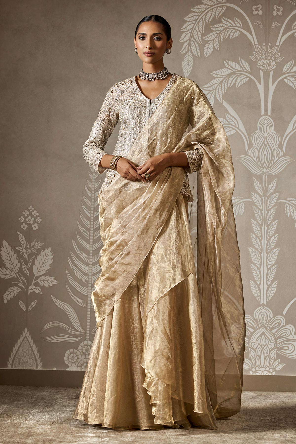 how to plan winter wedding outfits