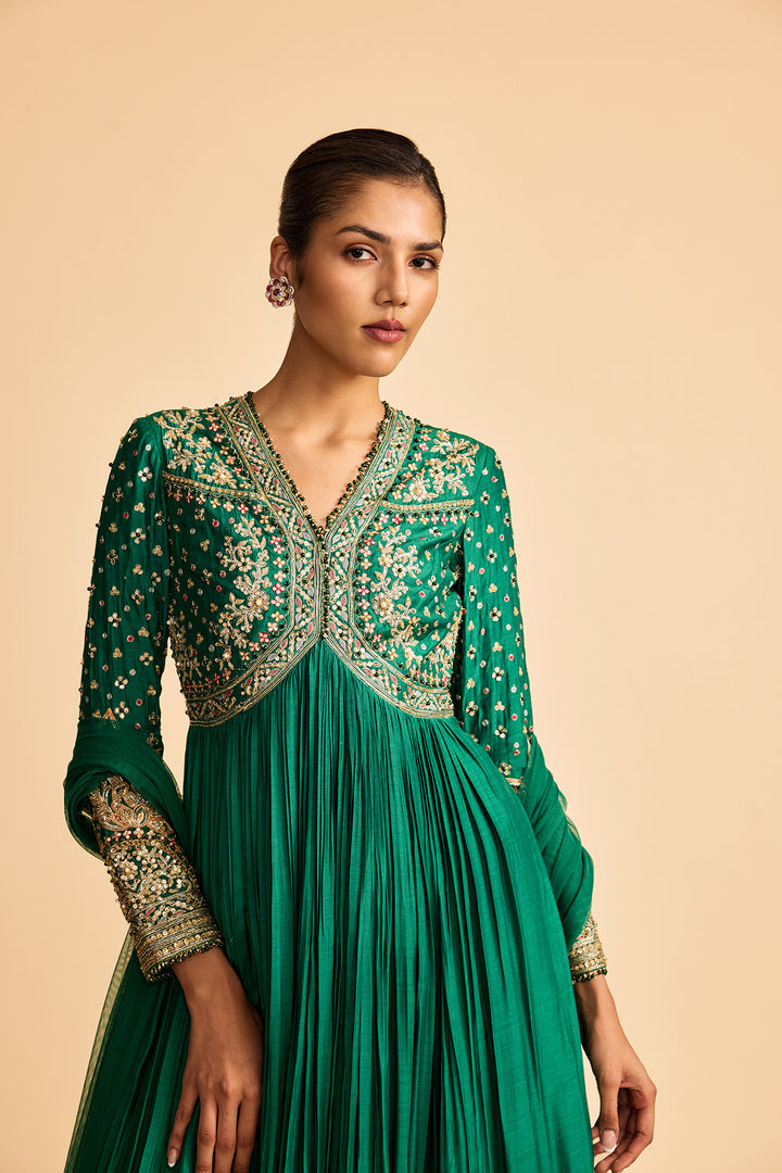 Fanon Anarkali set