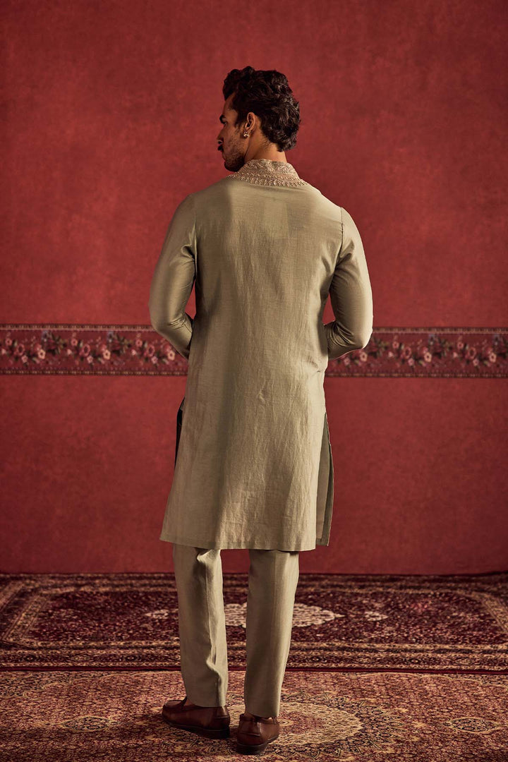 Madhyam Kurta Set