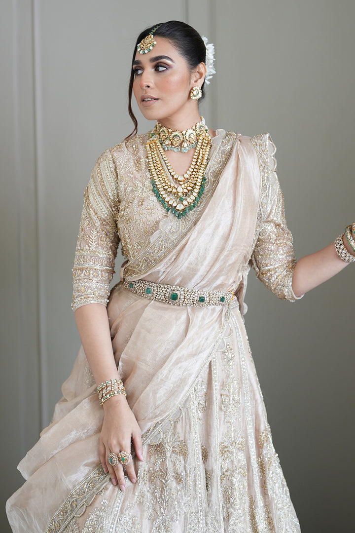 House of Misu, Summiya in SWARN LEHENGA SET