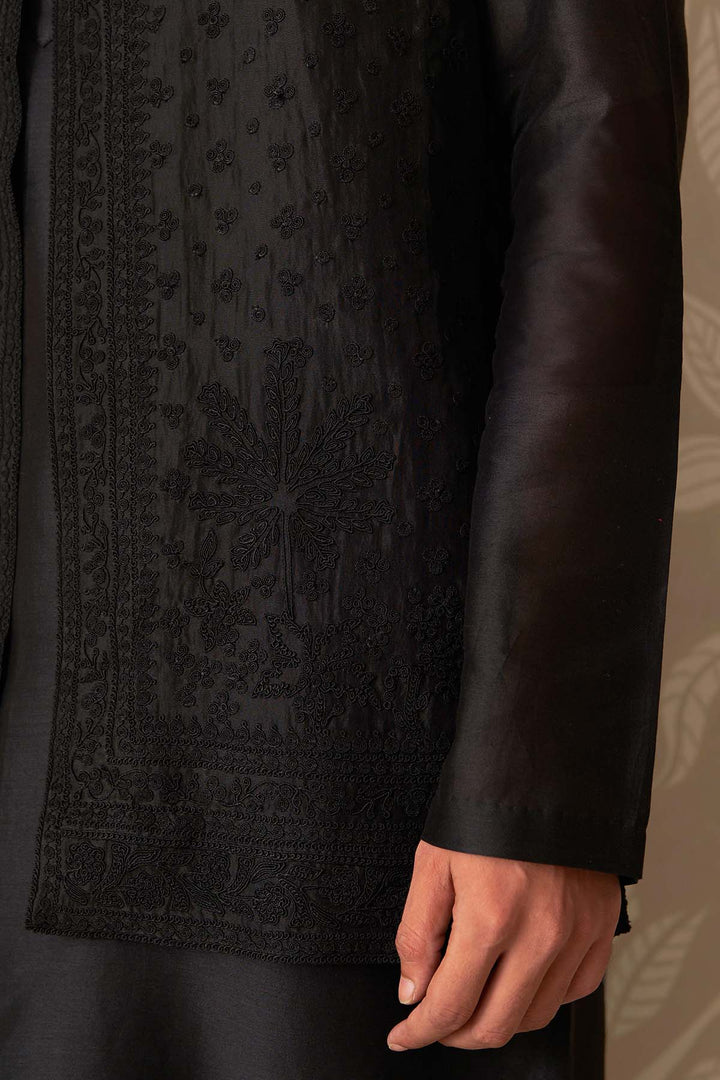 Sabr 
KURTA BANDI SET