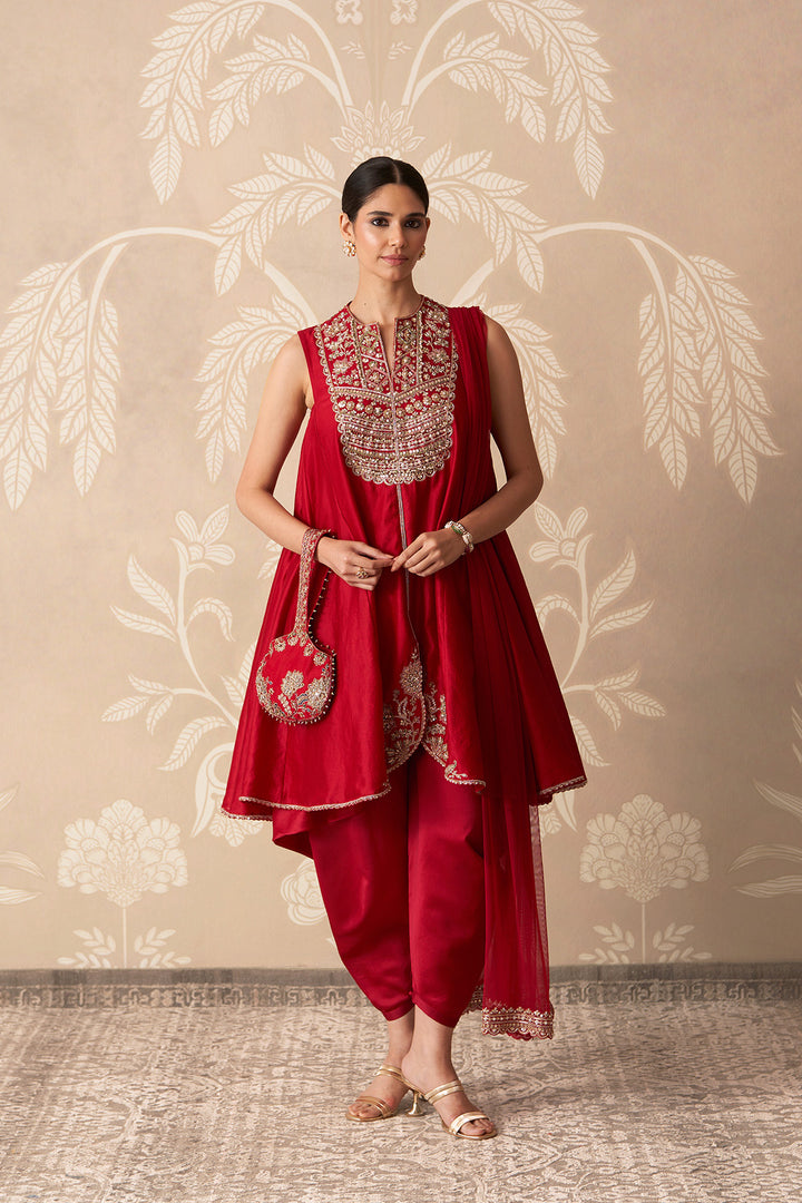 Ishq Kurta
Salwar Set