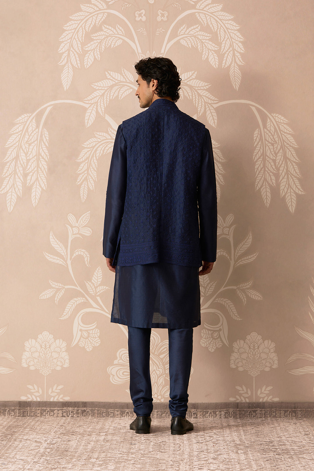 Neel 
Kurta Bandi Set