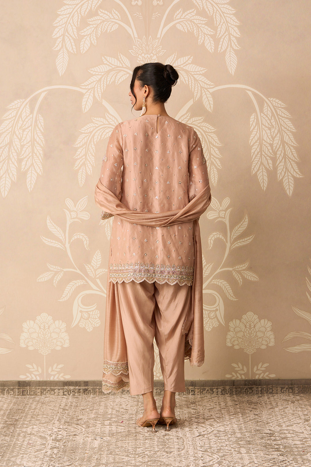 Zehn 
Kurta Salwar Set