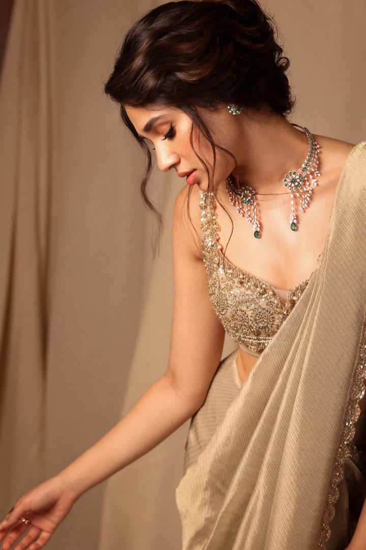 Krithi shetty in weave Saree Set