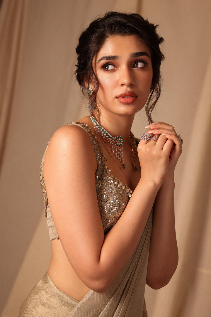 Krithi shetty in weave Saree Set