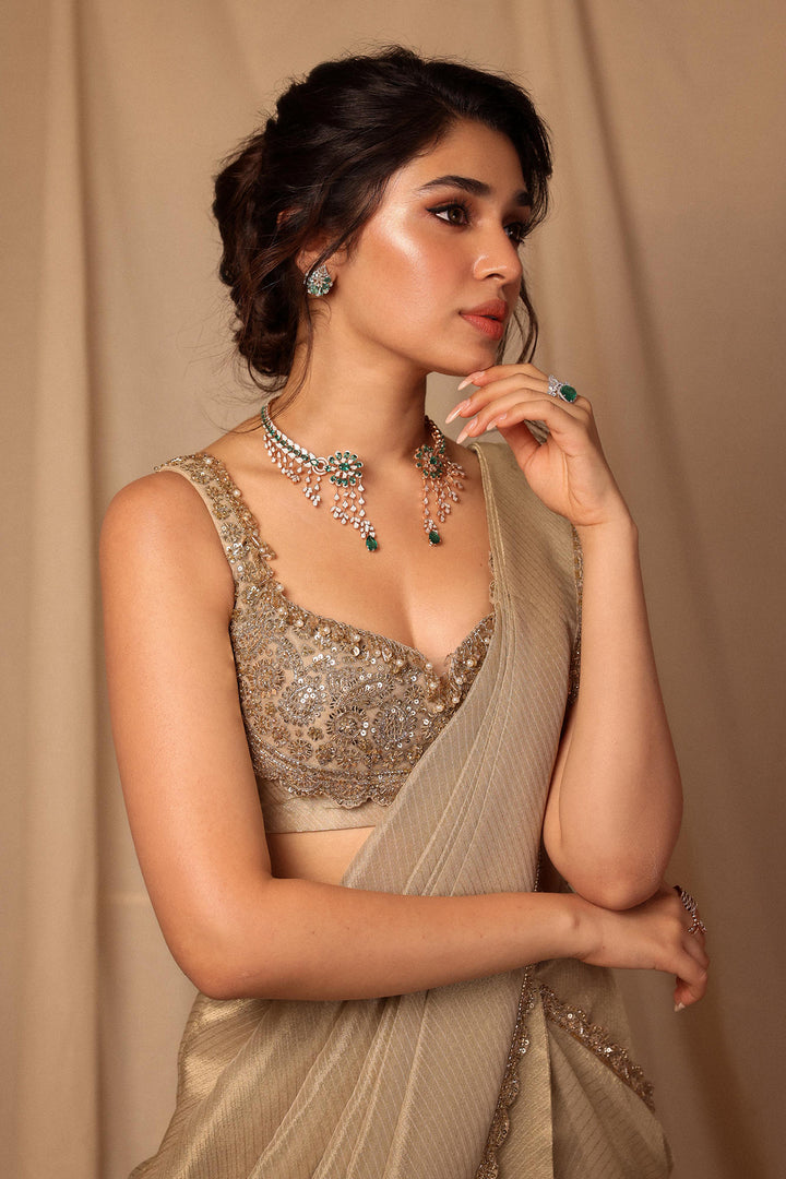 Krithi shetty in weave Saree Set