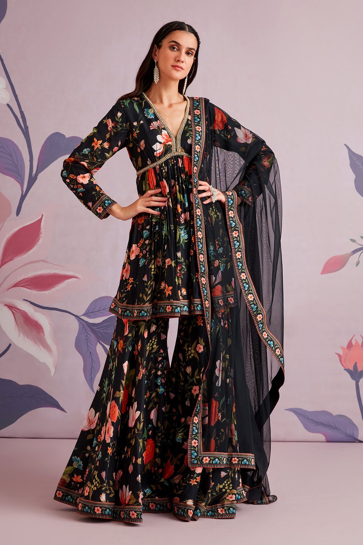 ALIA BHATT IN FLORIAN Ridhi Mehra ALIA BHATT IN FLORIAN Ridhi Mehra