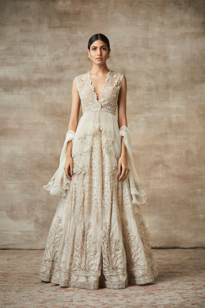 Ileana D'Cruz in Arezoo