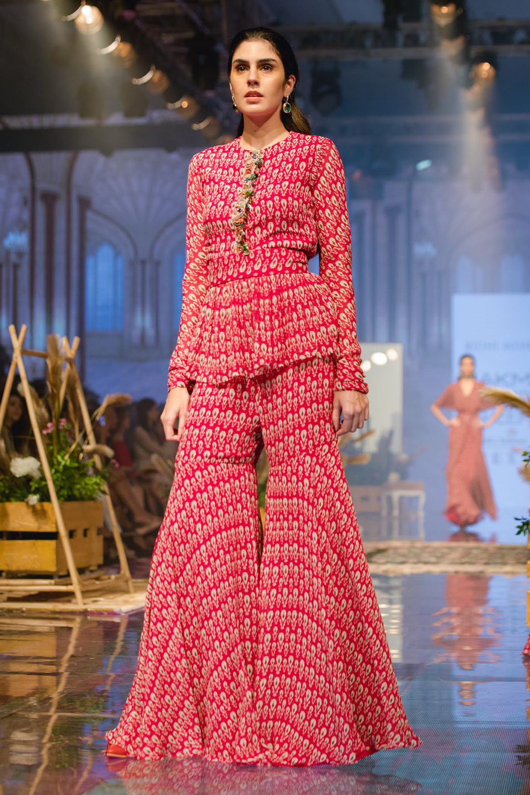 Ridhi Mehra runway look